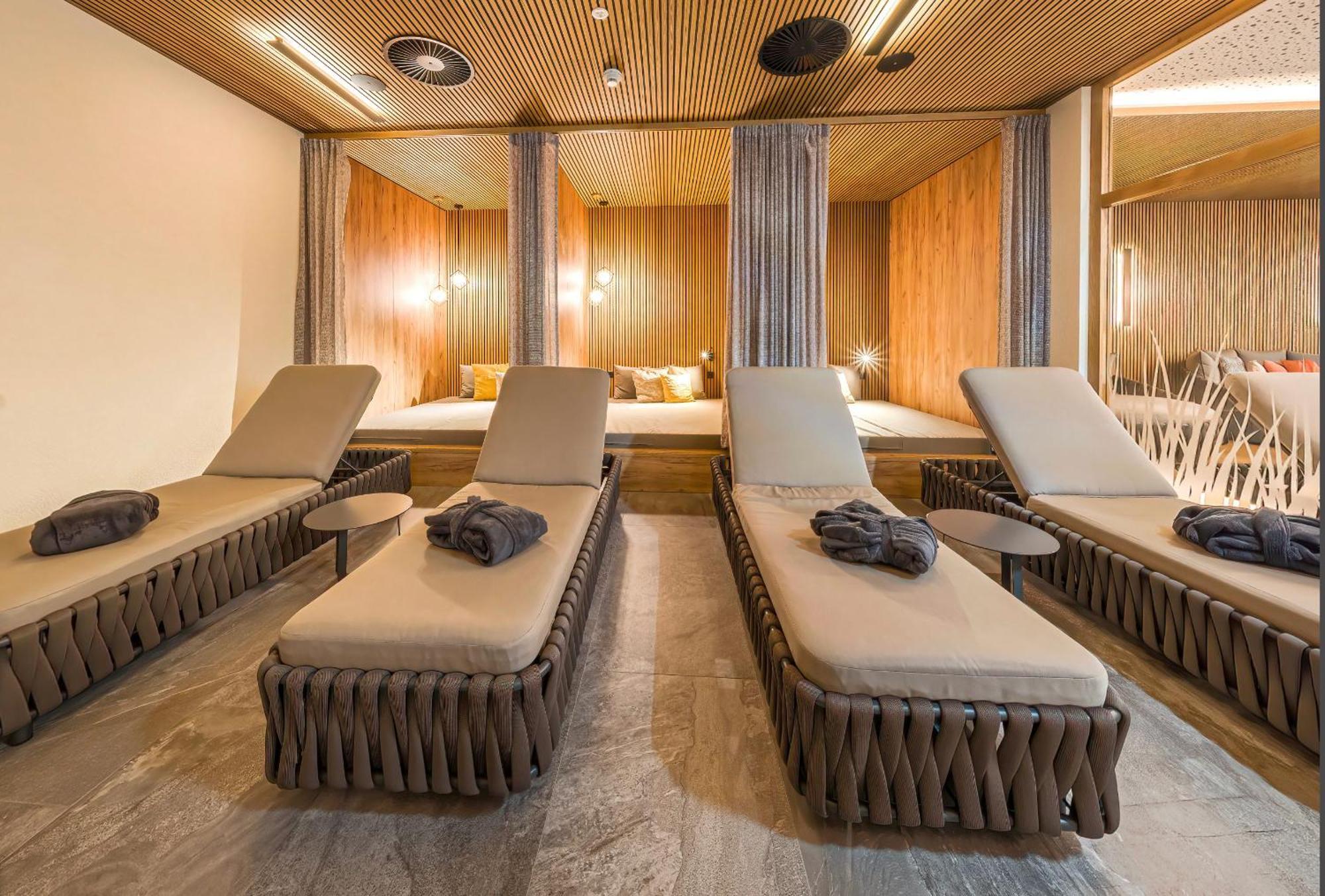 Alpin Chalet Am Burgsee Ladis Ngoại thất bức ảnh