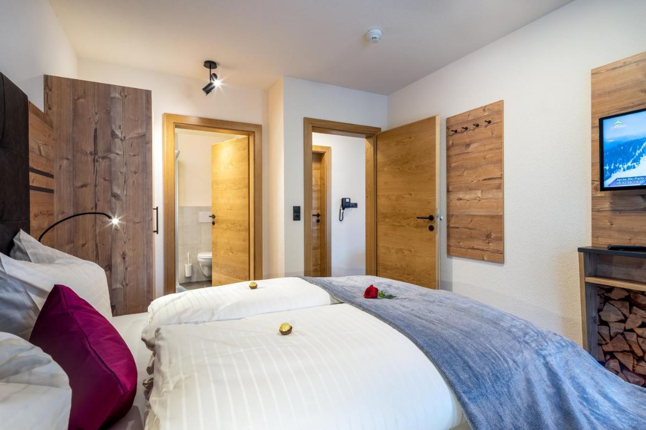 Alpin Chalet Am Burgsee Ladis Ngoại thất bức ảnh